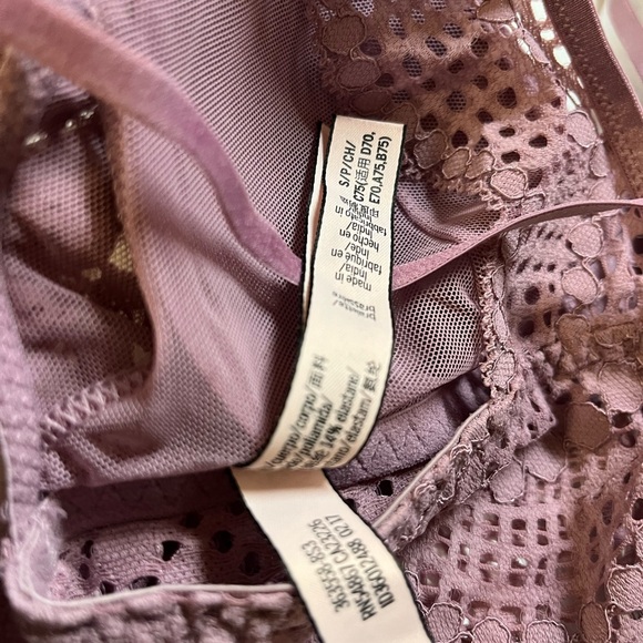 Victoria’s Secret long line lace scolloped bralette S - Picture 5 of 8